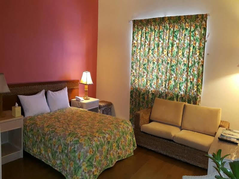 One Pacific Hotel Tamuning Εξωτερικό φωτογραφία
