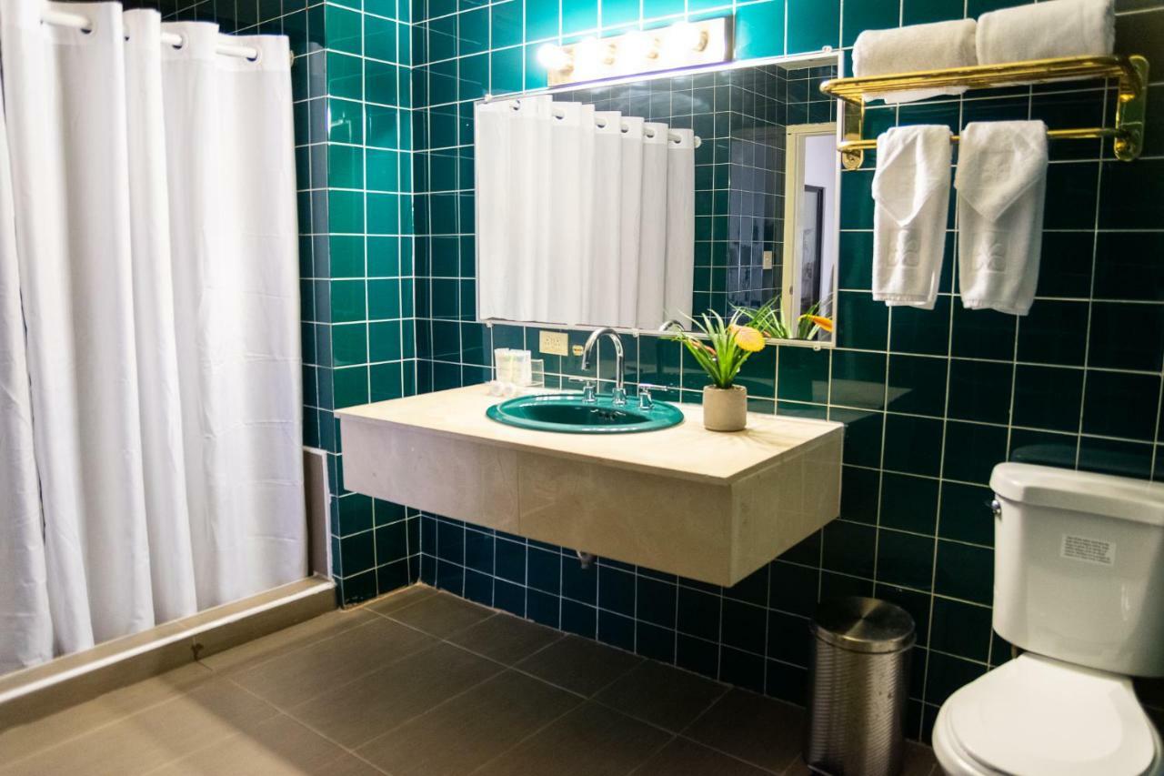 One Pacific Hotel Tamuning Εξωτερικό φωτογραφία